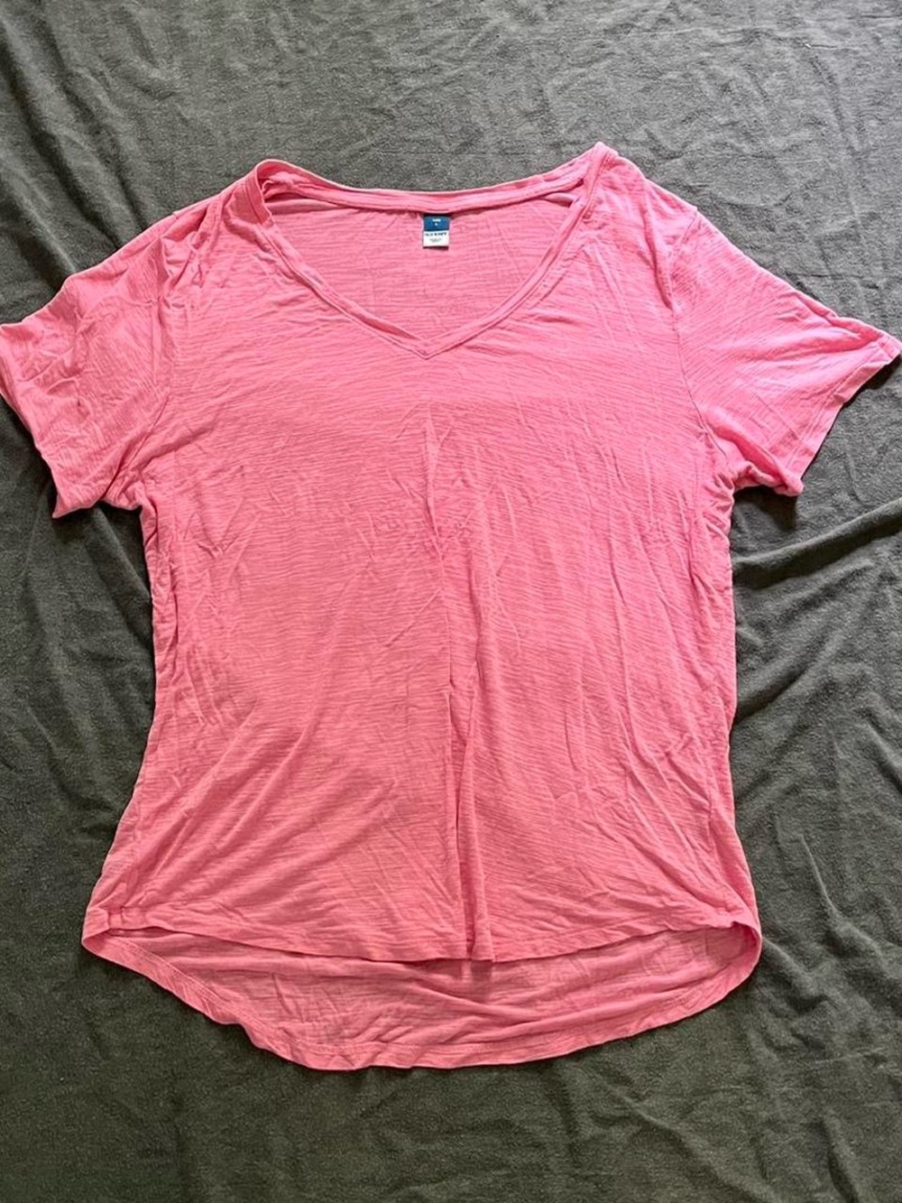 Old Navy pink v neck shirt